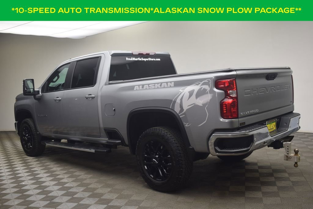 Used 2025 Chevrolet Silverado 2500 LT AWD/4WD image 6