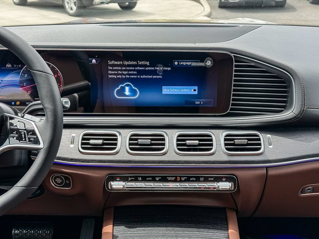 New 2026 Mercedes-Benz GLS 450 4MATIC image 13