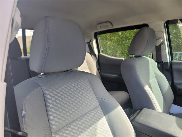 Used 2022 Toyota Tacoma SR w/ SR Convenience Package image 18