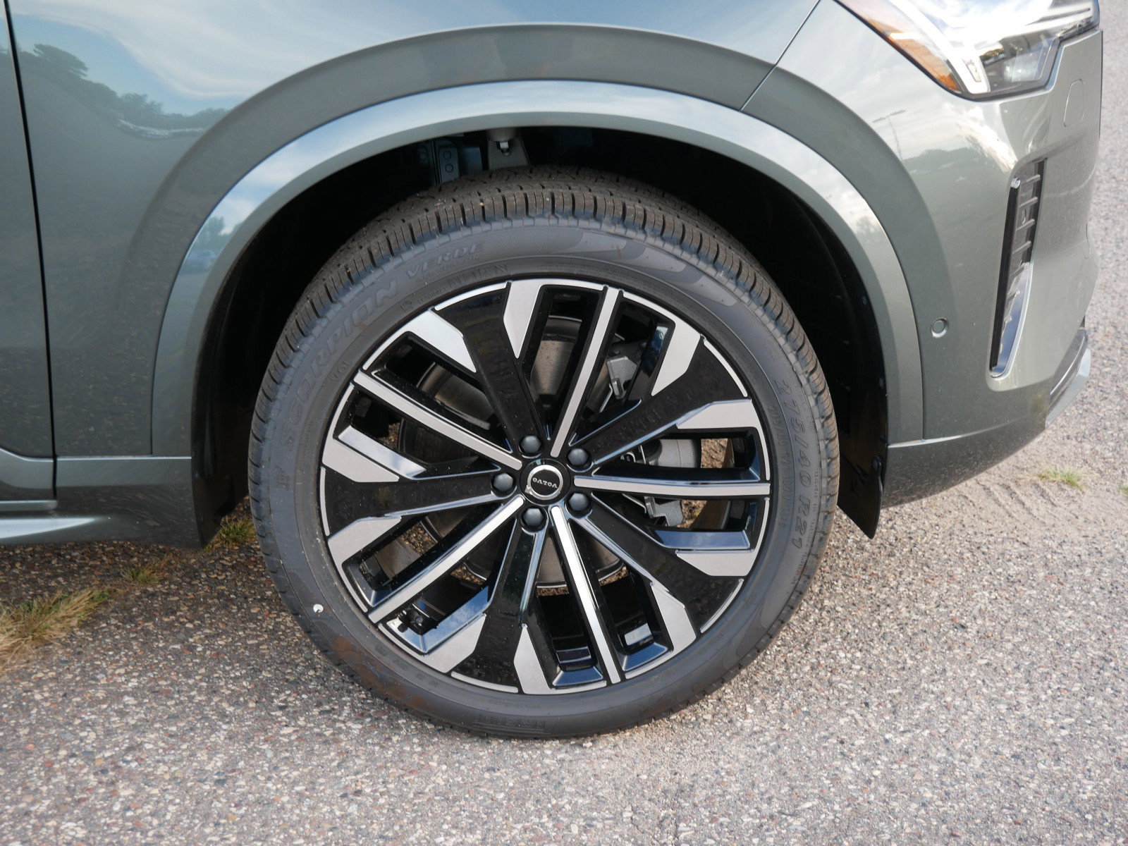 New 2027 Volvo XC90 B6 Ultra AWD/4WD image 4