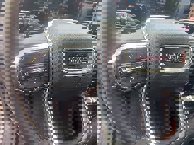 Used 2025 GMC Terrain Elevation image 14