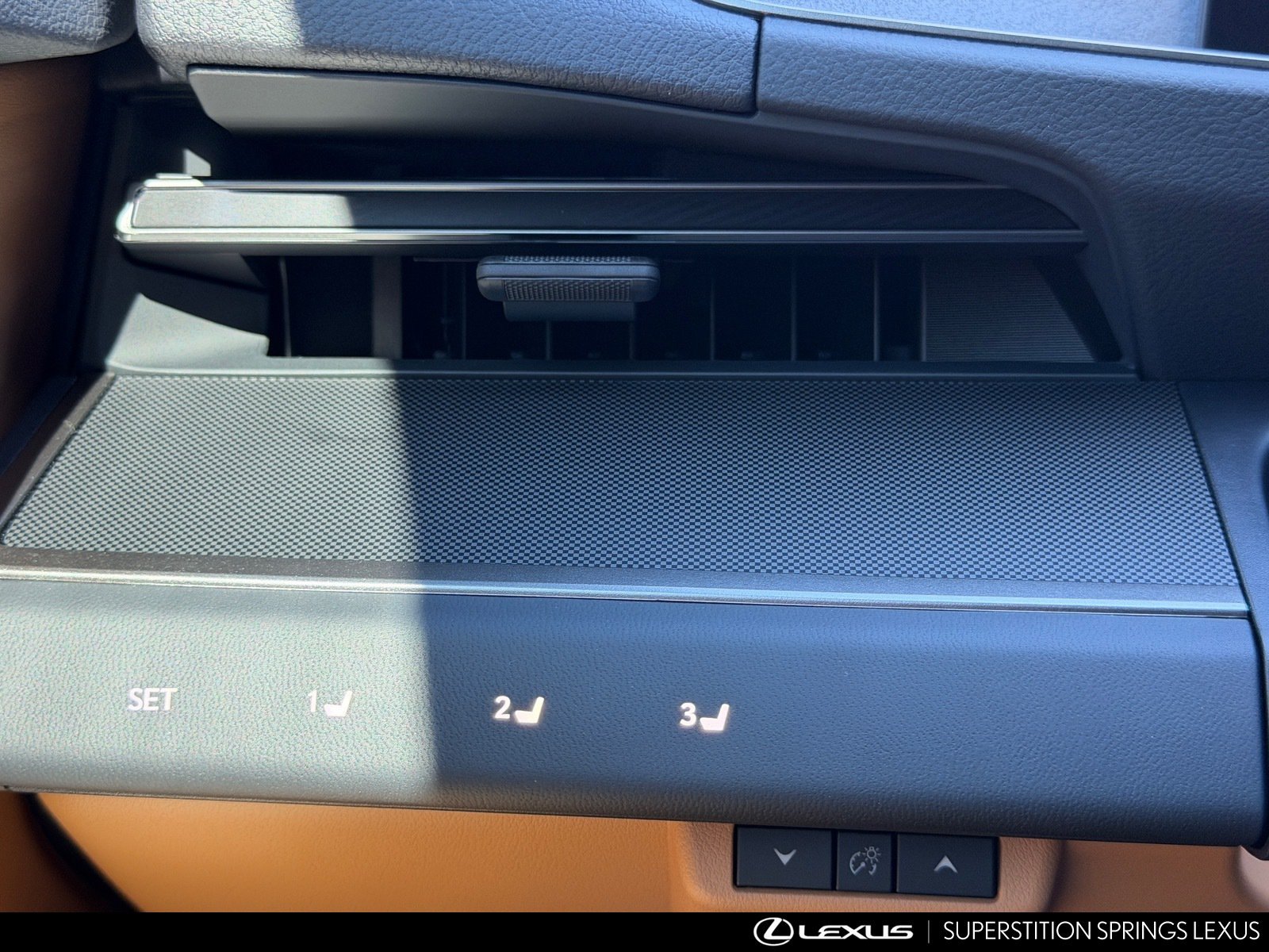 New 2026 Lexus ES 350h w/ Convenience Package FWD image 16