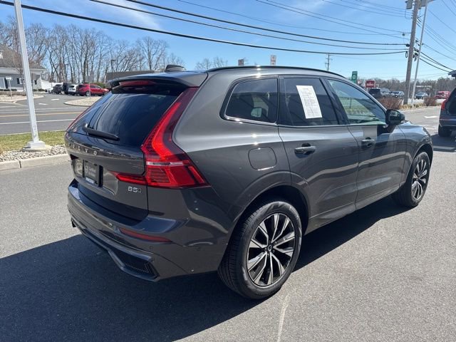 Certified 2025 Volvo XC60 B5 Plus image 5
