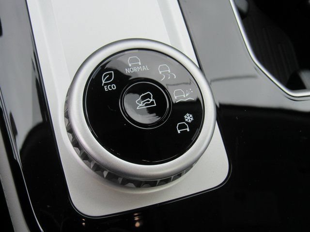 New 2025 Mitsubishi Outlander SE FWD image 22