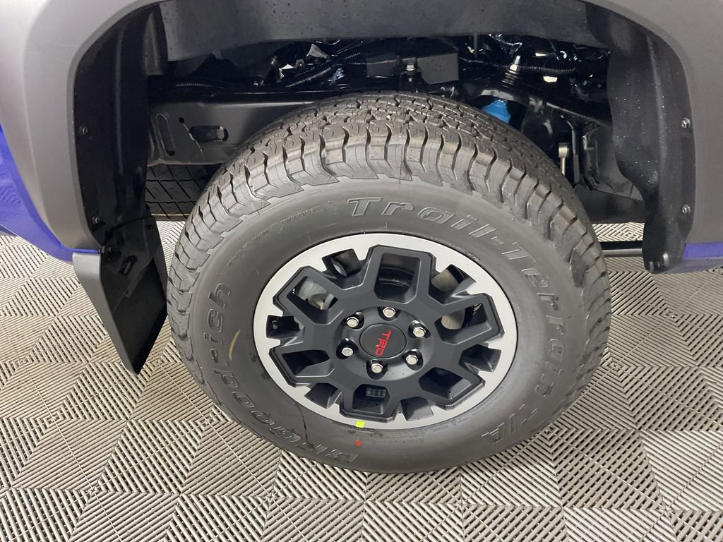 New 2025 Toyota Tacoma TRD Off-Road image 9