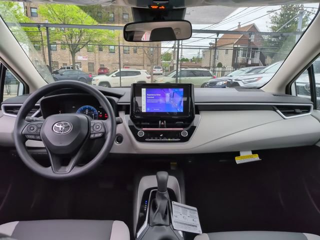 Used 2026 Toyota Corolla LE w/ LE Premium Package FWD image 11