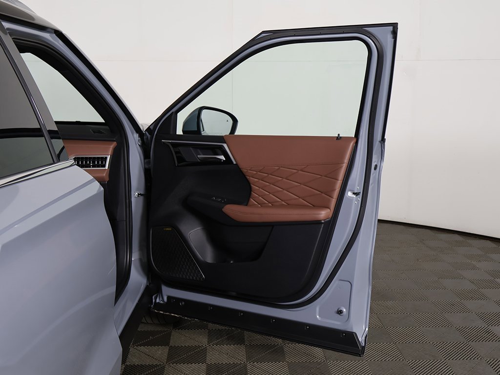 New 2025 Mitsubishi Outlander SEL image 26