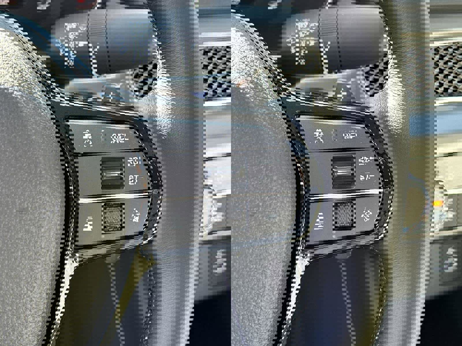 New 2025 Acura Integra image 24