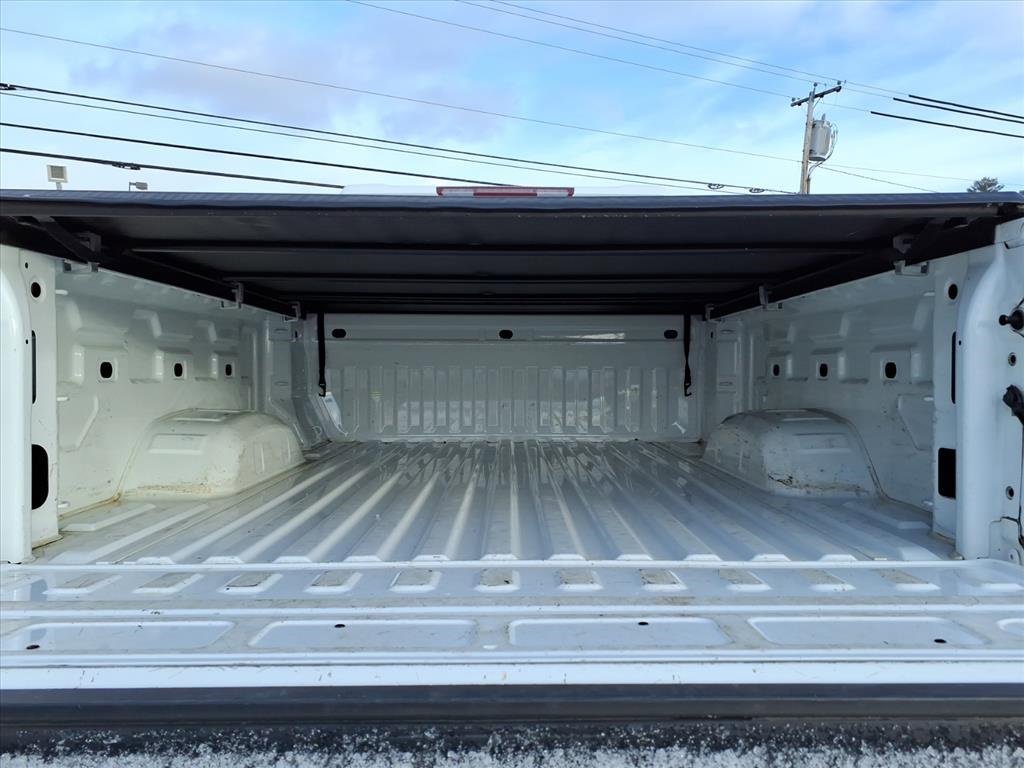 Used 2021 Chevrolet Silverado 2500 Custom w/ Custom Value Package image 10