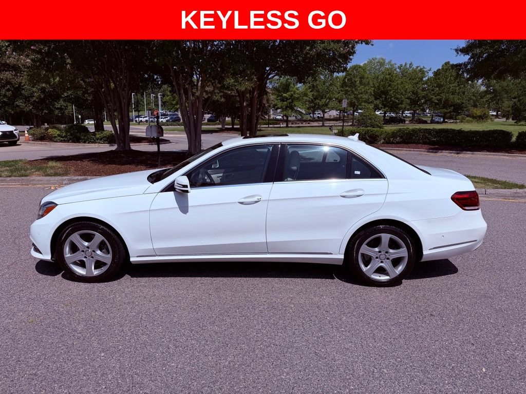 Used 2016 Mercedes-Benz E 350 4MATIC Sedan image 4