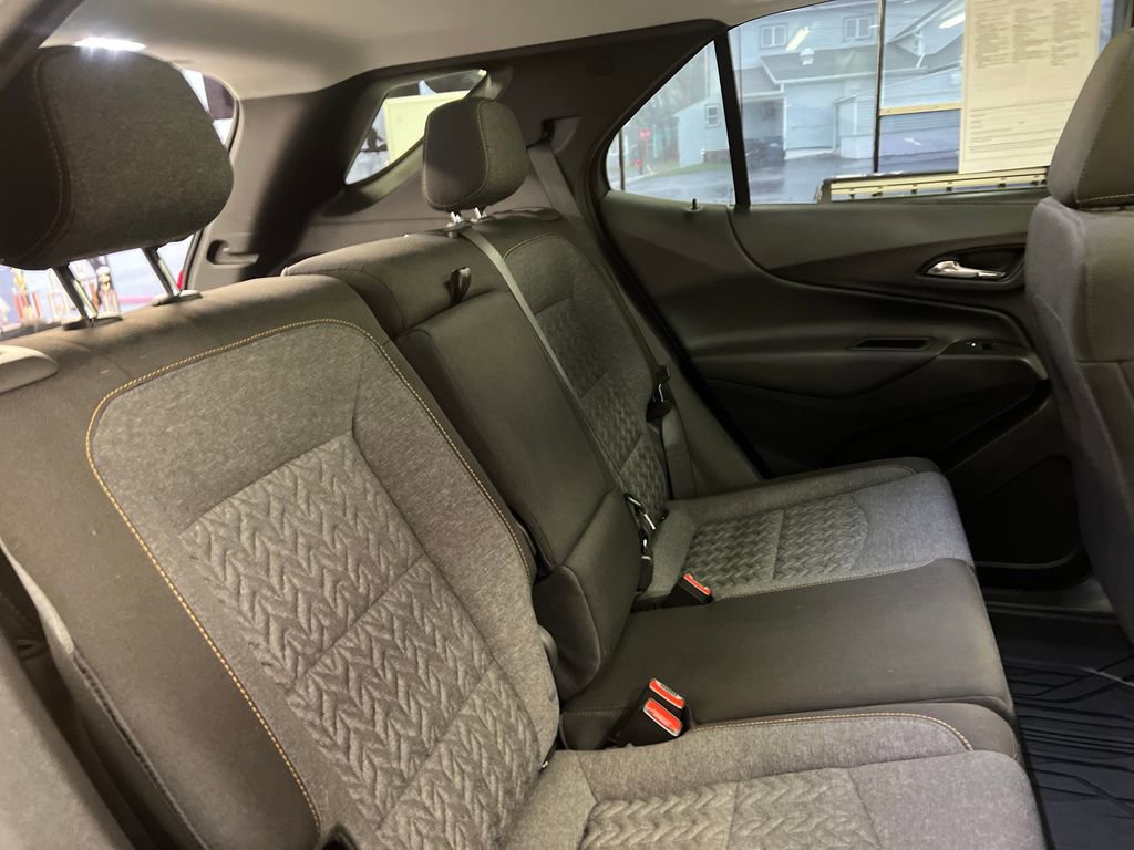 Used 2023 Chevrolet Equinox LT image 43