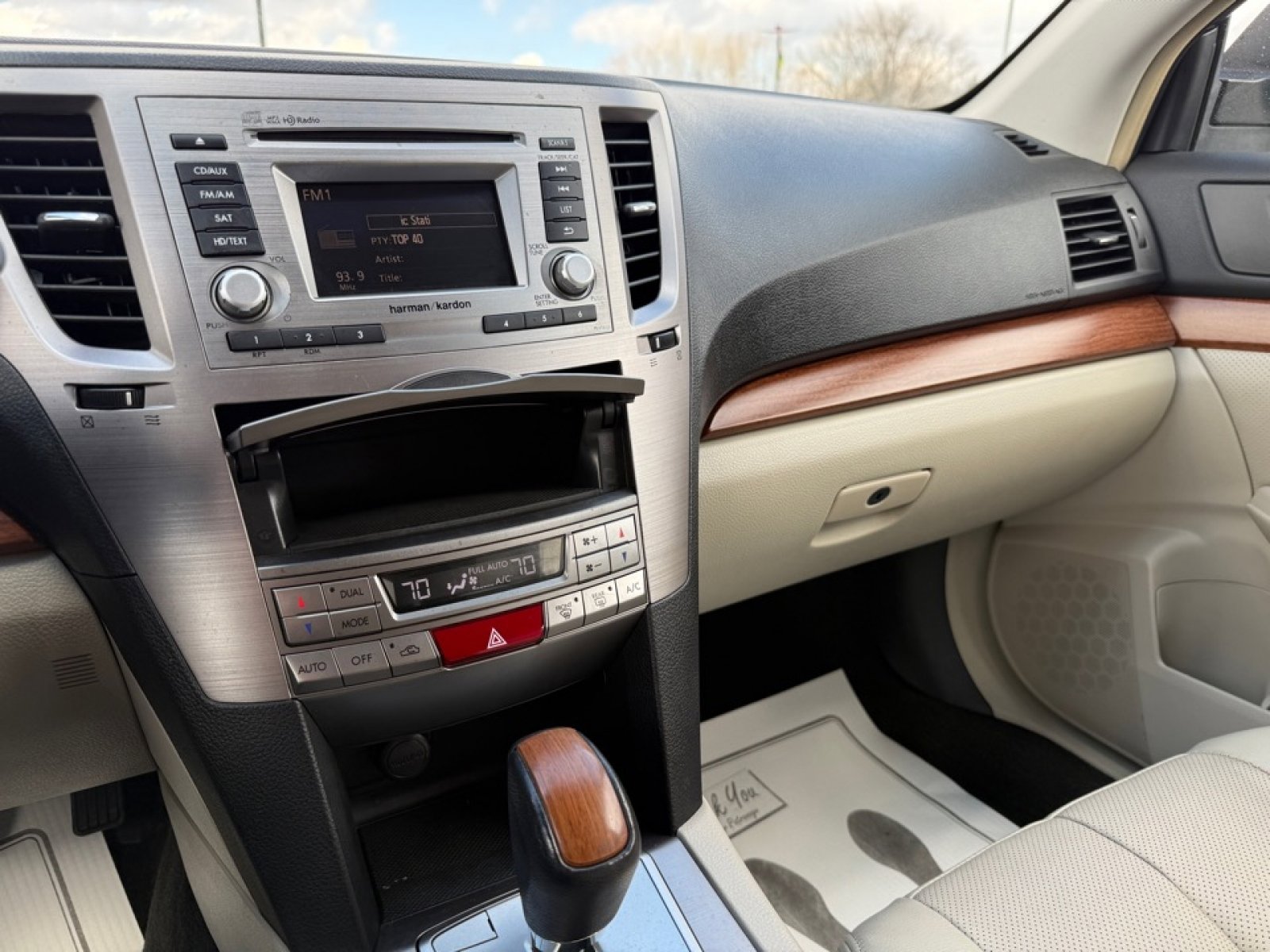 Used 2013 Subaru Outback 3.6R Limited w/ Moonroof Pkg image 12