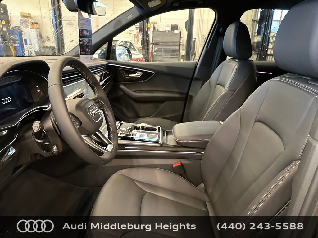 Used 2026 Audi Q7 3.0T Premium w/ Convenience Plus Package image 9