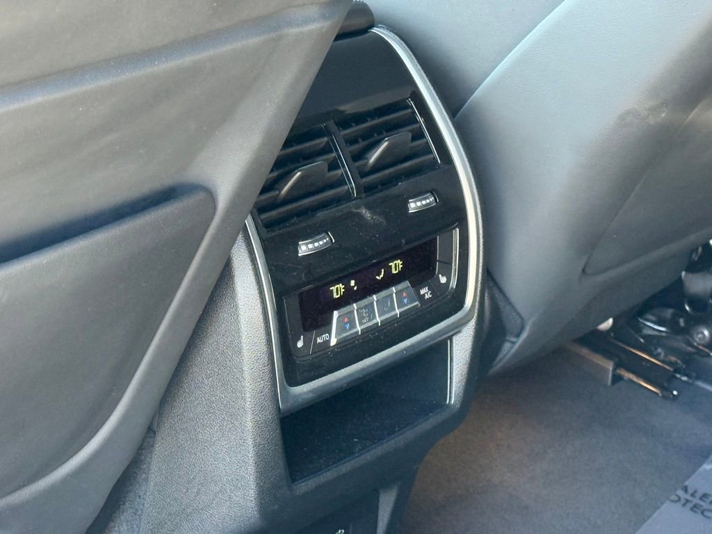 Used 2023 BMW XM image 20
