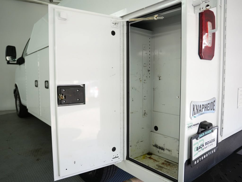 Used 2020 Chevrolet Express 3500 w/ Power Convenience Package RWD image 29