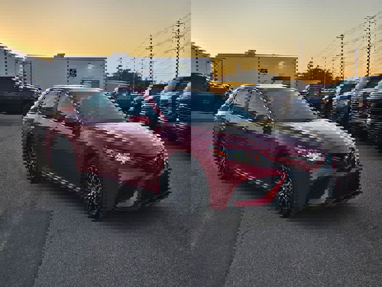 Used 2024 Toyota Camry SE image 8