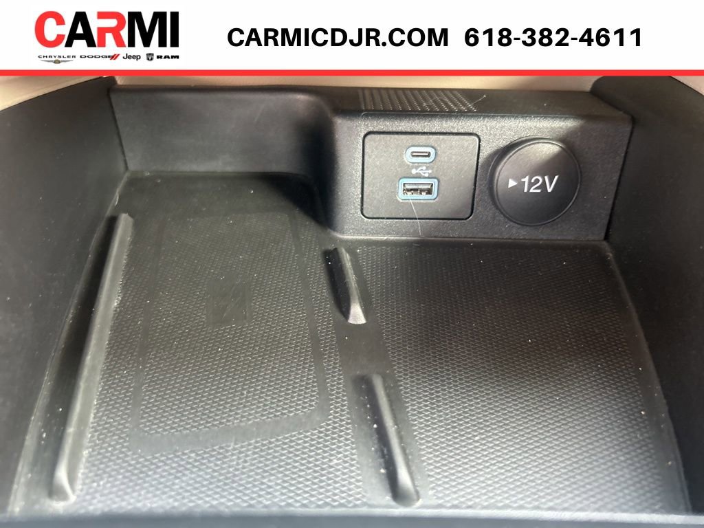 Used 2022 Ford Escape SEL w/ Technology Package image 28