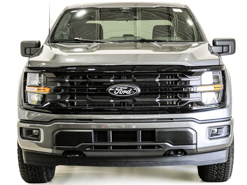 Used 2026 Ford F150 XLT w/ XLT Black Appearance Package AWD/4WD image 2