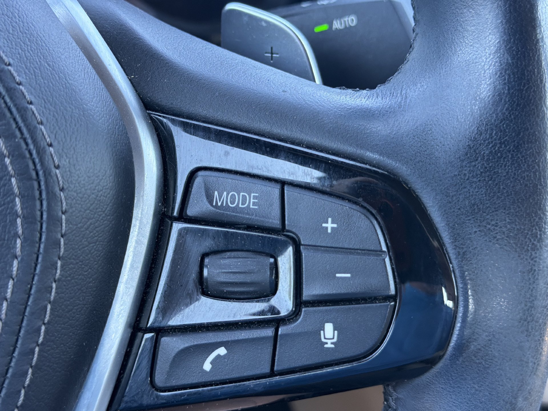 Used 2017 BMW 540i xDrive AWD/4WD image 30