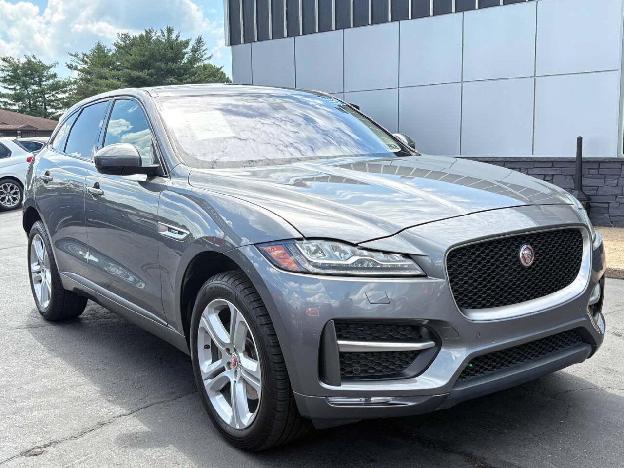 Used 2017 Jaguar F-PACE R-Sport AWD/4WD image 9