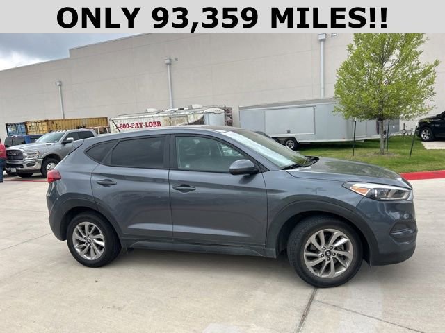 Used 2017 Hyundai Tucson SE FWD image 2