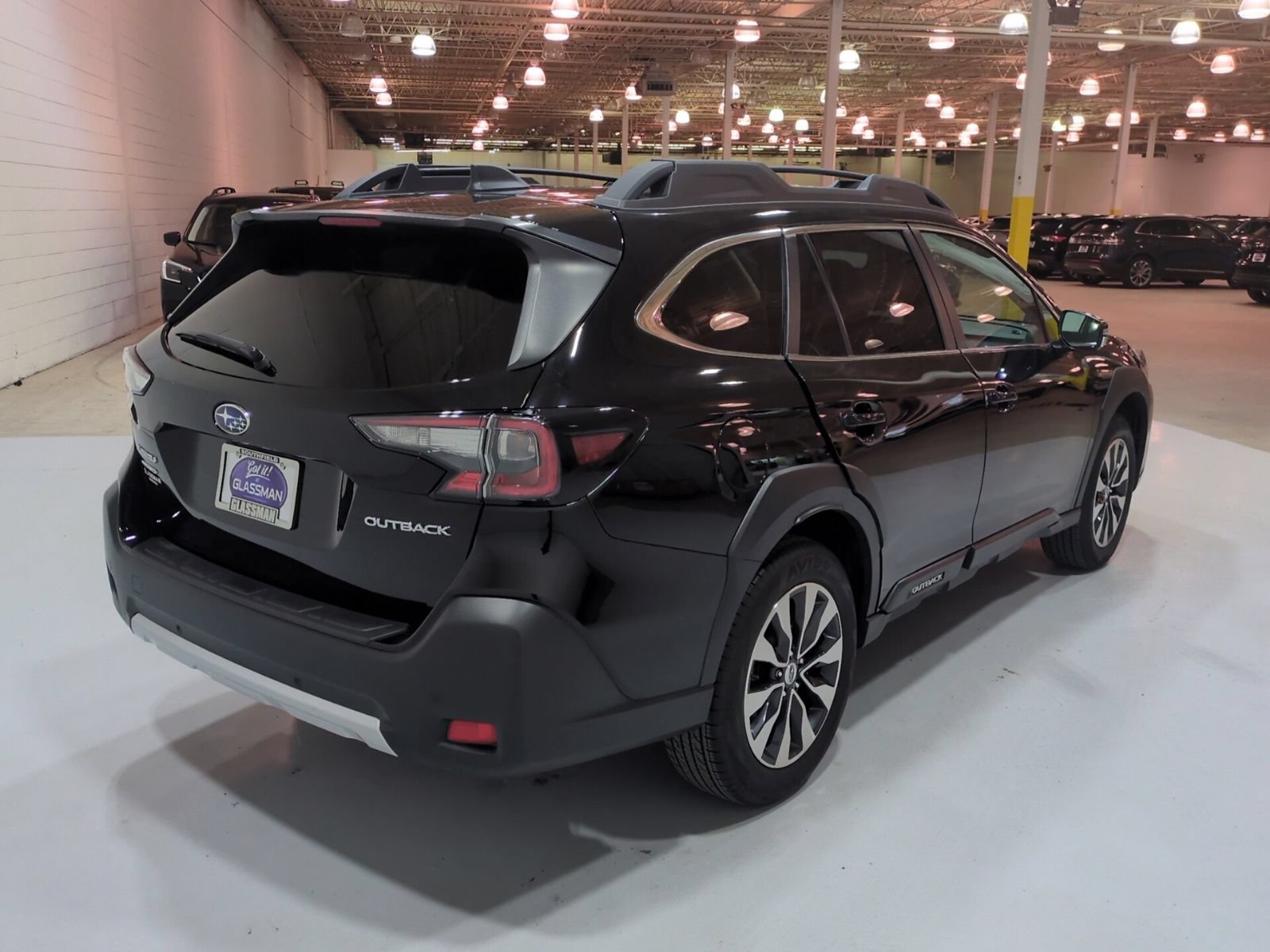 Certified 2024 Subaru Outback Limited AWD/4WD image 3