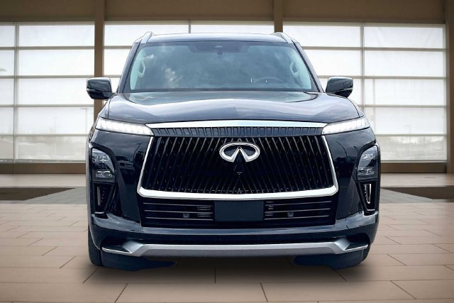 Used 2026 INFINITI QX80 Luxe w/ Cargo Package AWD/4WD image 3