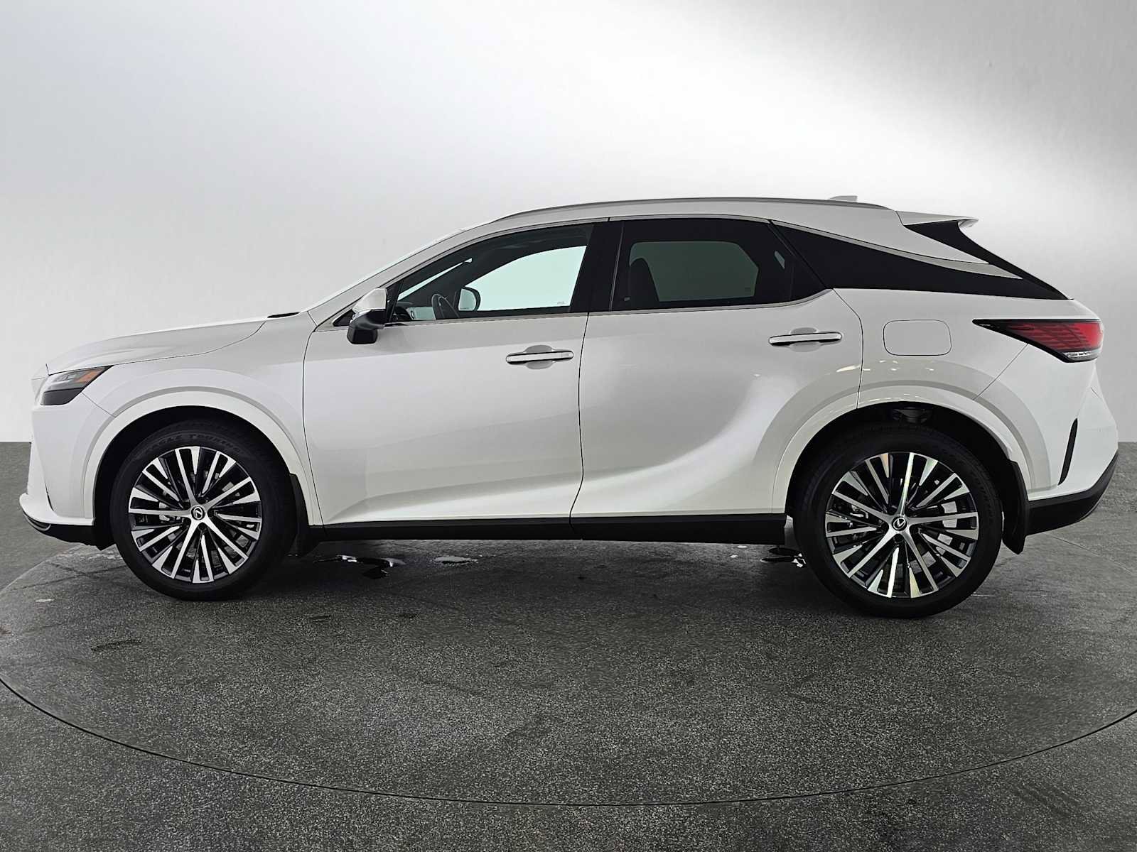 Used 2023 Lexus RX 350 Premium Plus w/ Accessory Package (Z1) image 6