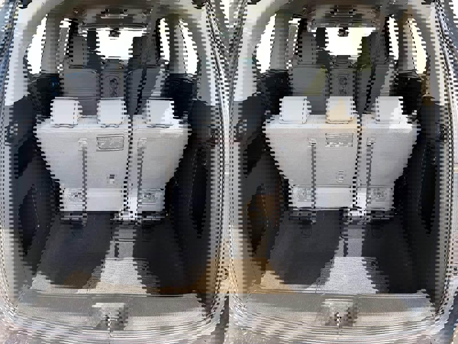 Used 2024 Honda Odyssey Elite image 4