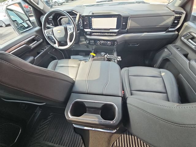 Used 2024 Chevrolet Silverado 2500 LTZ w/ LTZ Plus Package AWD/4WD image 23