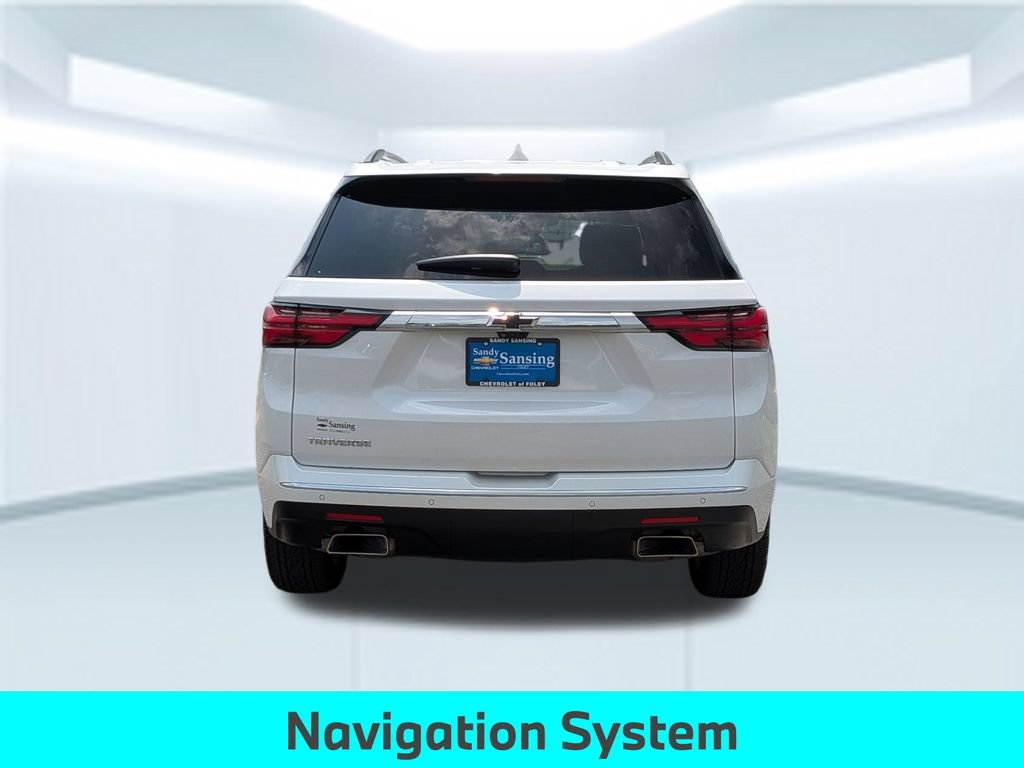 Used 2023 Chevrolet Traverse High Country FWD image 5
