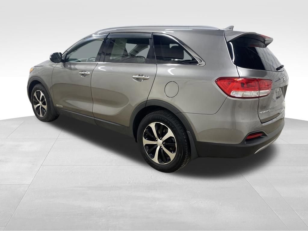 Used 2016 Kia Sorento EX w/ EX Premium Package image 2
