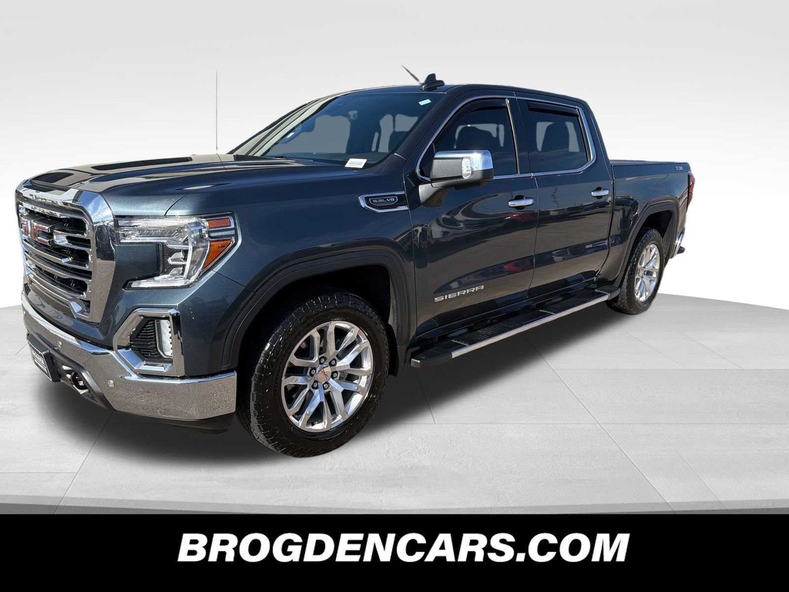 Used 2019 GMC Sierra 1500 SLT w/ SLT Premium Plus Package AWD/4WD image 4
