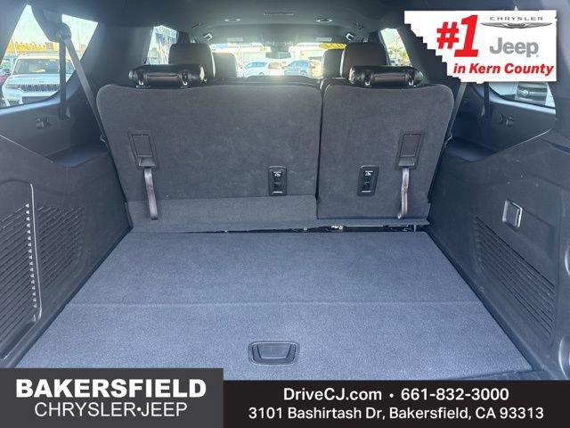 Used 2024 GMC Yukon XL SLE w/ Max Trailering Package image 27