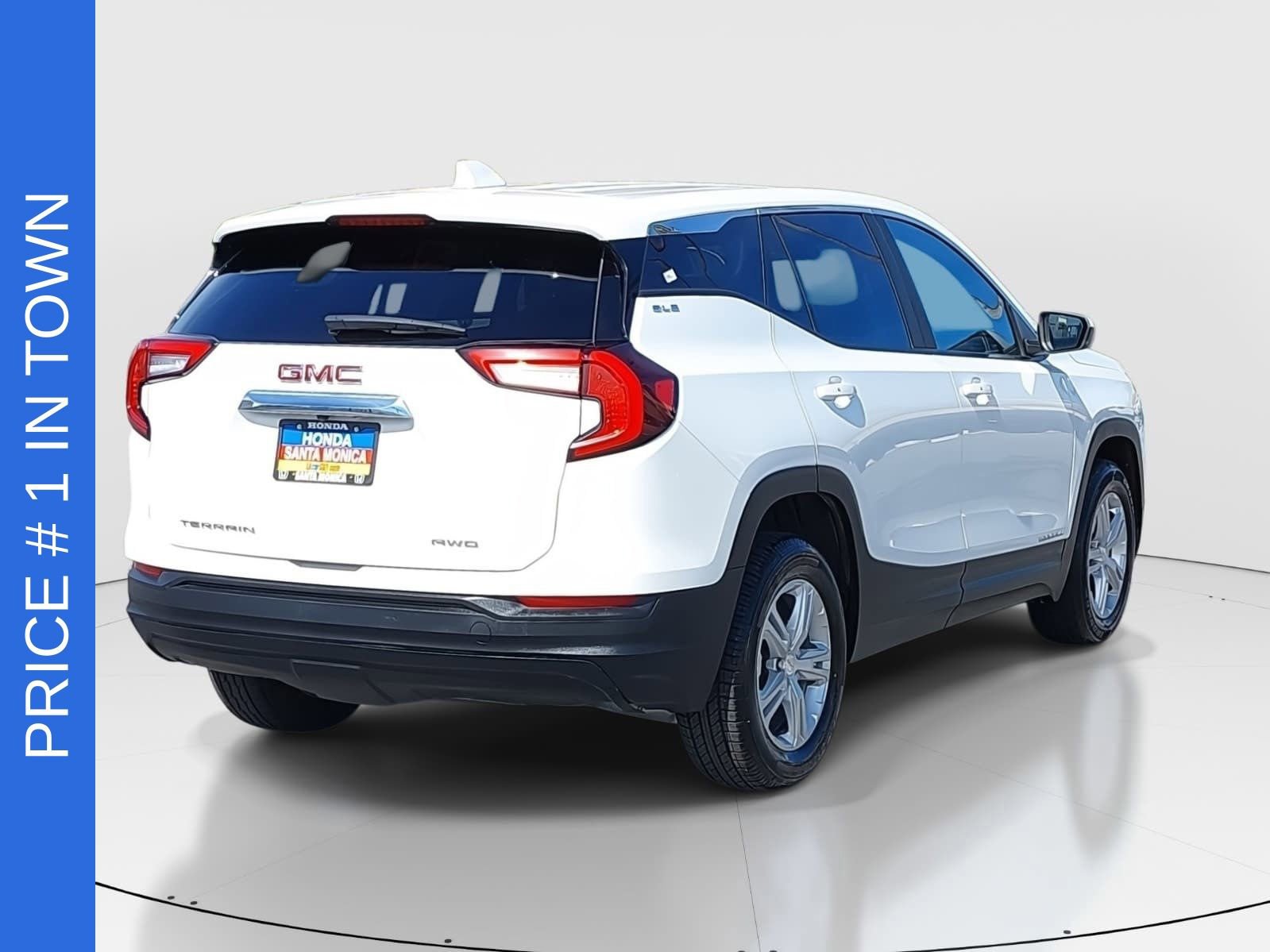 Used 2024 GMC Terrain SLE AWD/4WD image 5