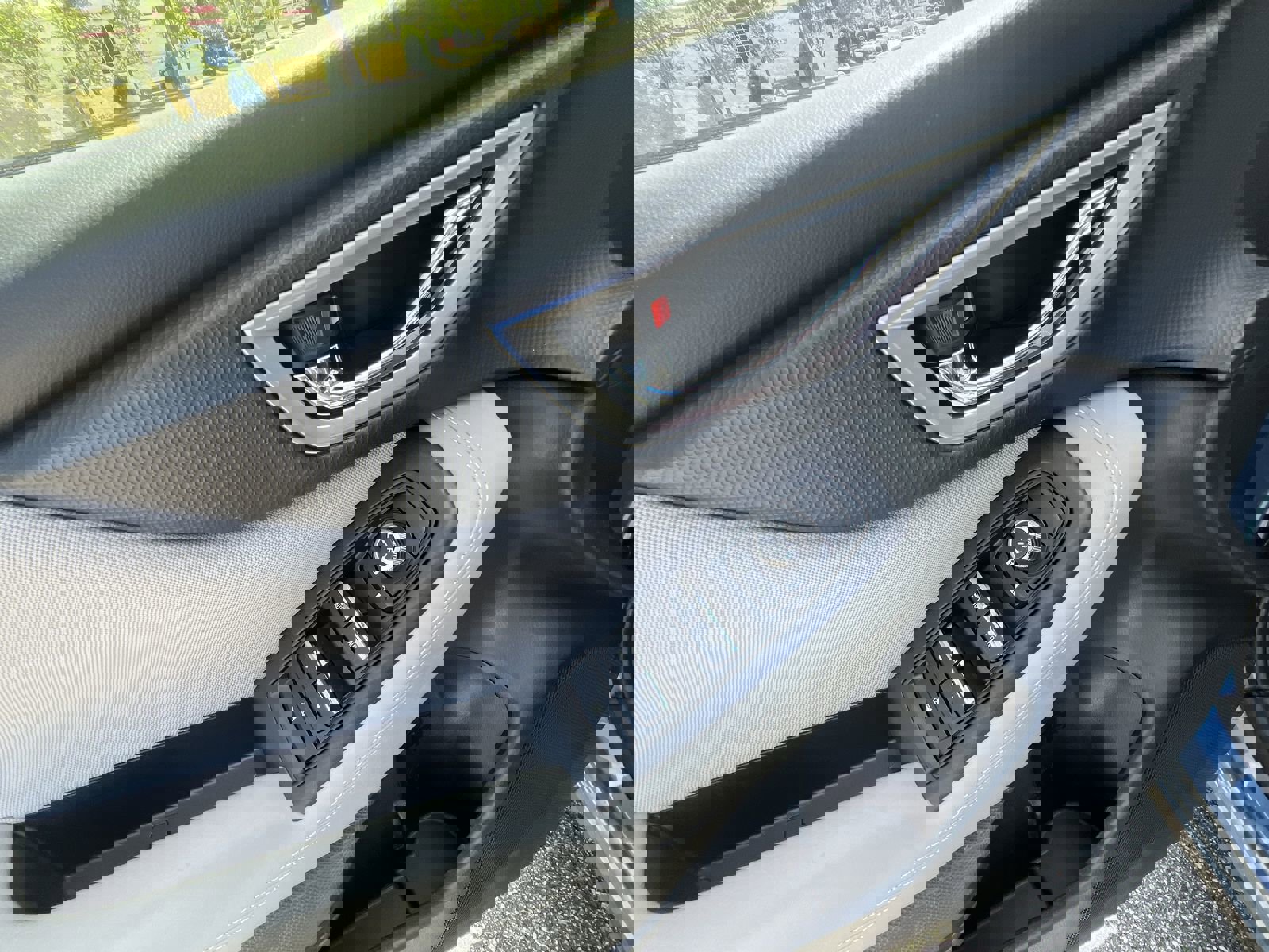 Used 2019 Subaru Forester Premium w/ Popular Package #1 image 17