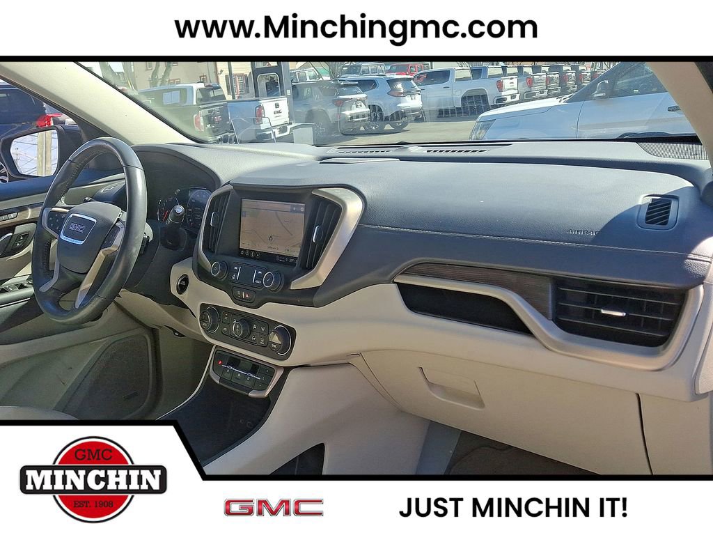 Used 2022 GMC Terrain Denali image 29