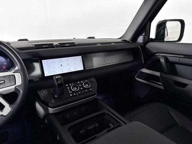 Certified 2024 Land Rover Defender 110 S AWD/4WD image 26
