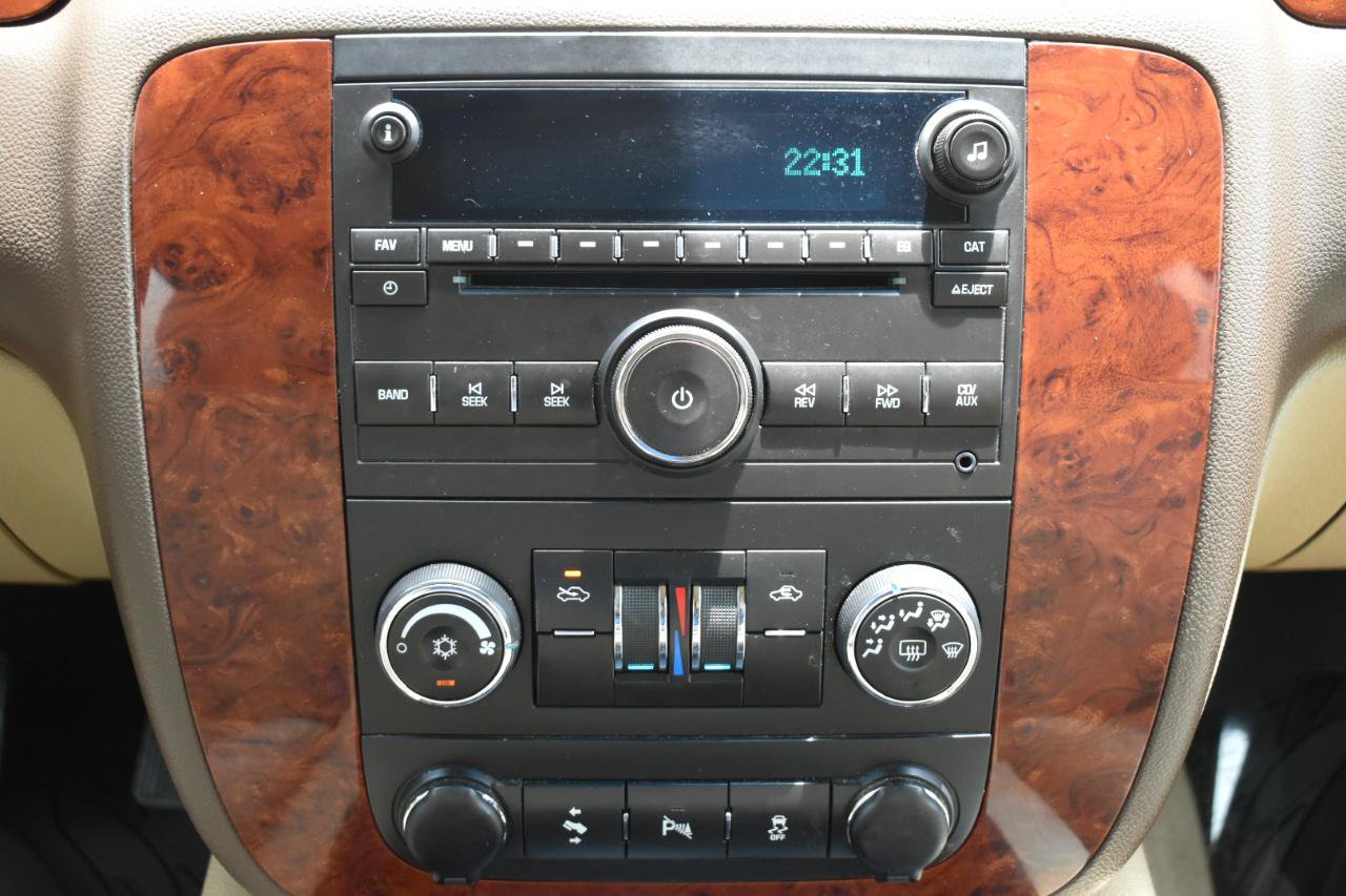 Used 2013 Chevrolet Avalanche LS RWD image 20