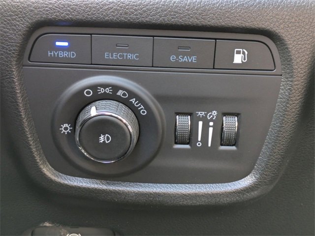 New 2025 Jeep Grand Cherokee Overland w/ Trailer Tow Package image 26