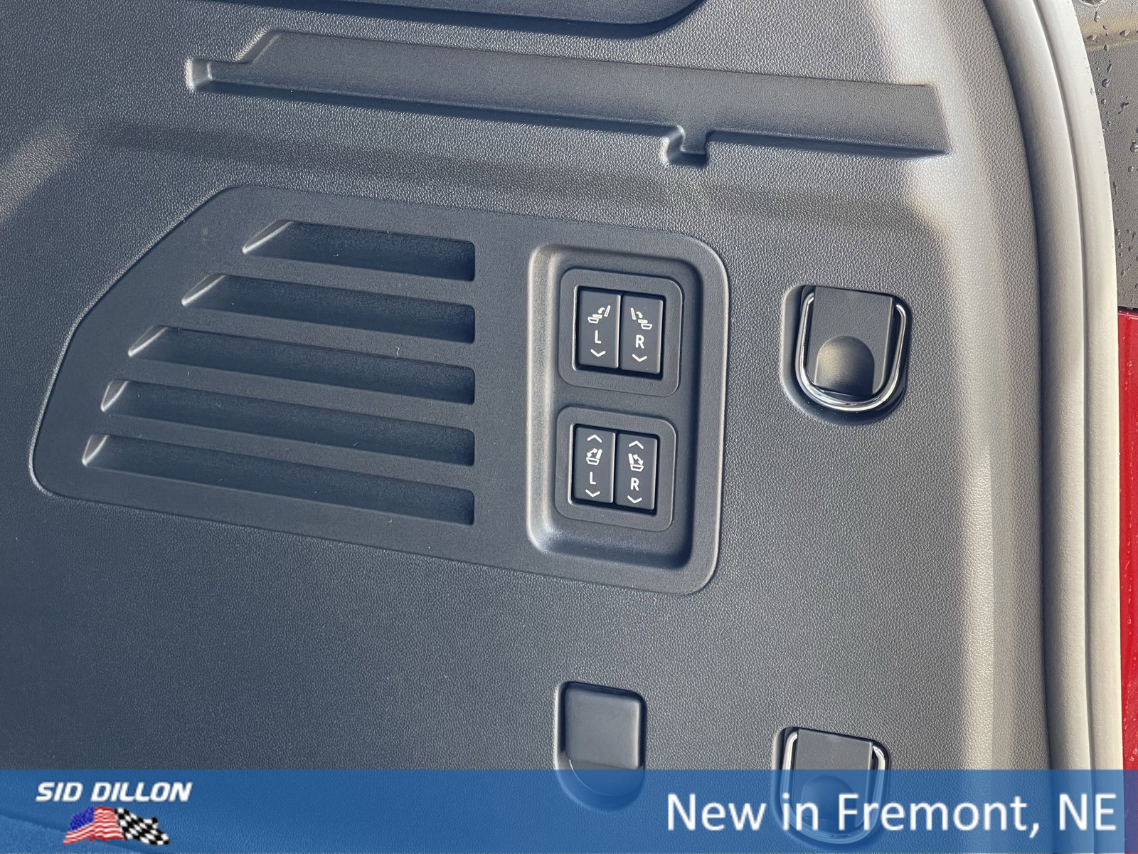 New 2026 Buick Enclave Sport Touring w/ Power Package image 17