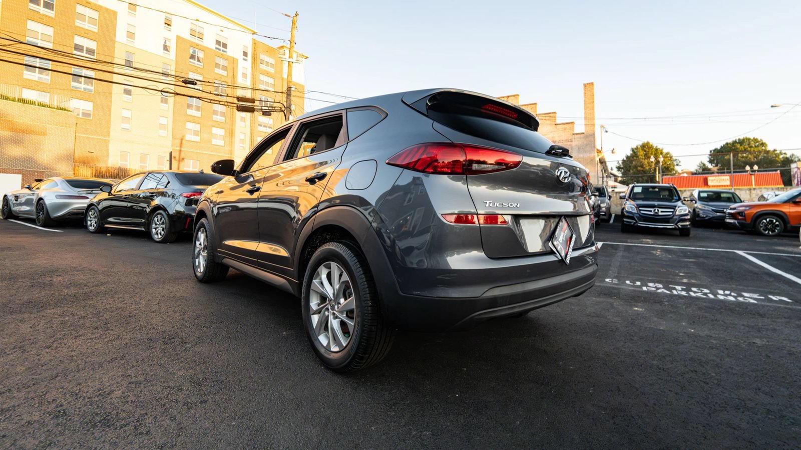 Used 2019 Hyundai Tucson SE w/ Cargo Package FWD image 5