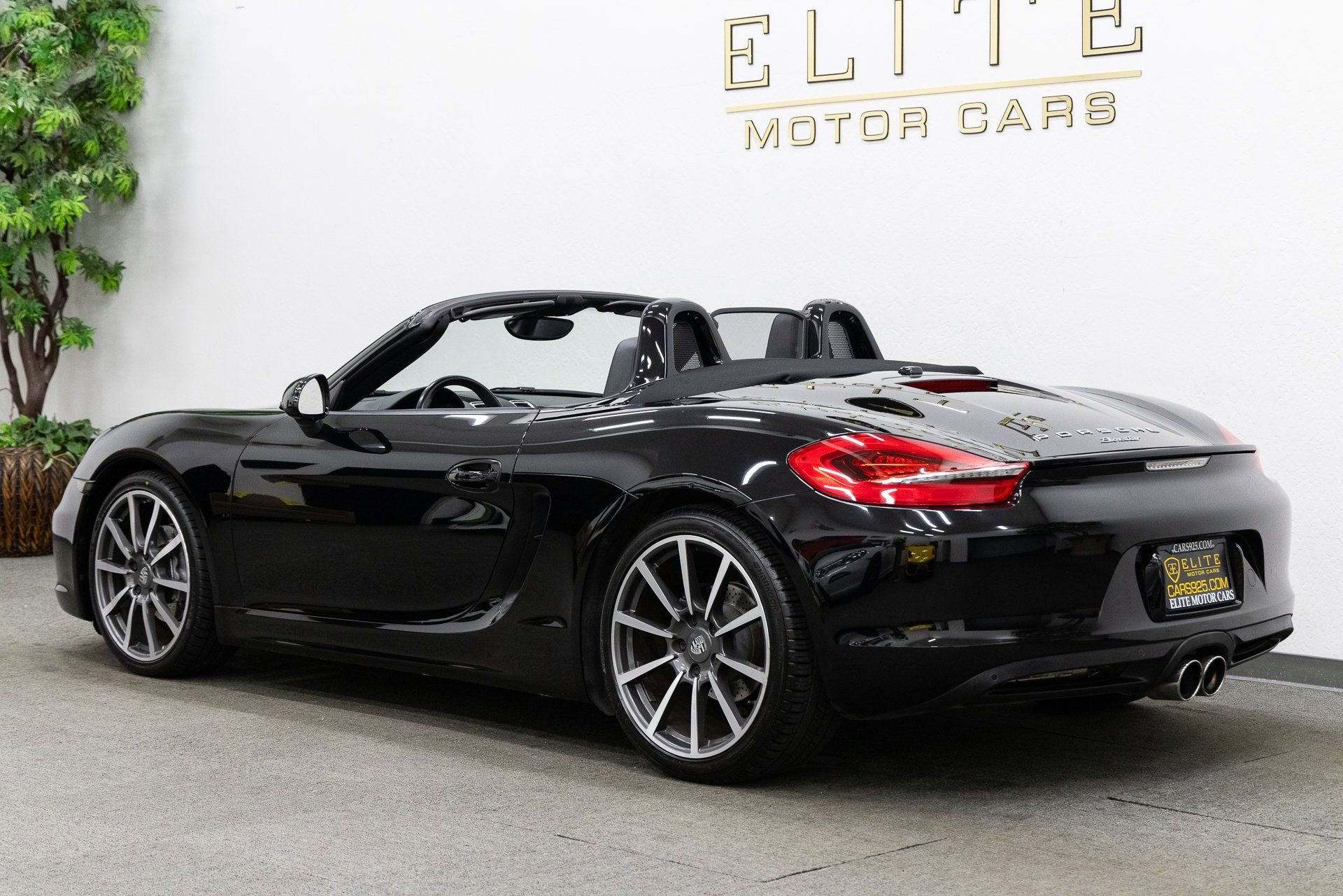 Used 2016 Porsche Boxster Black Edition image 3