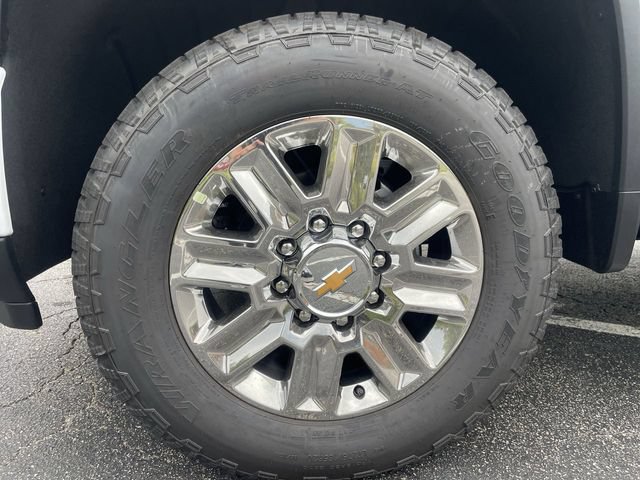 New 2026 Chevrolet Silverado 3500 High Country w/ High Country Premium Package AWD/4WD image 10