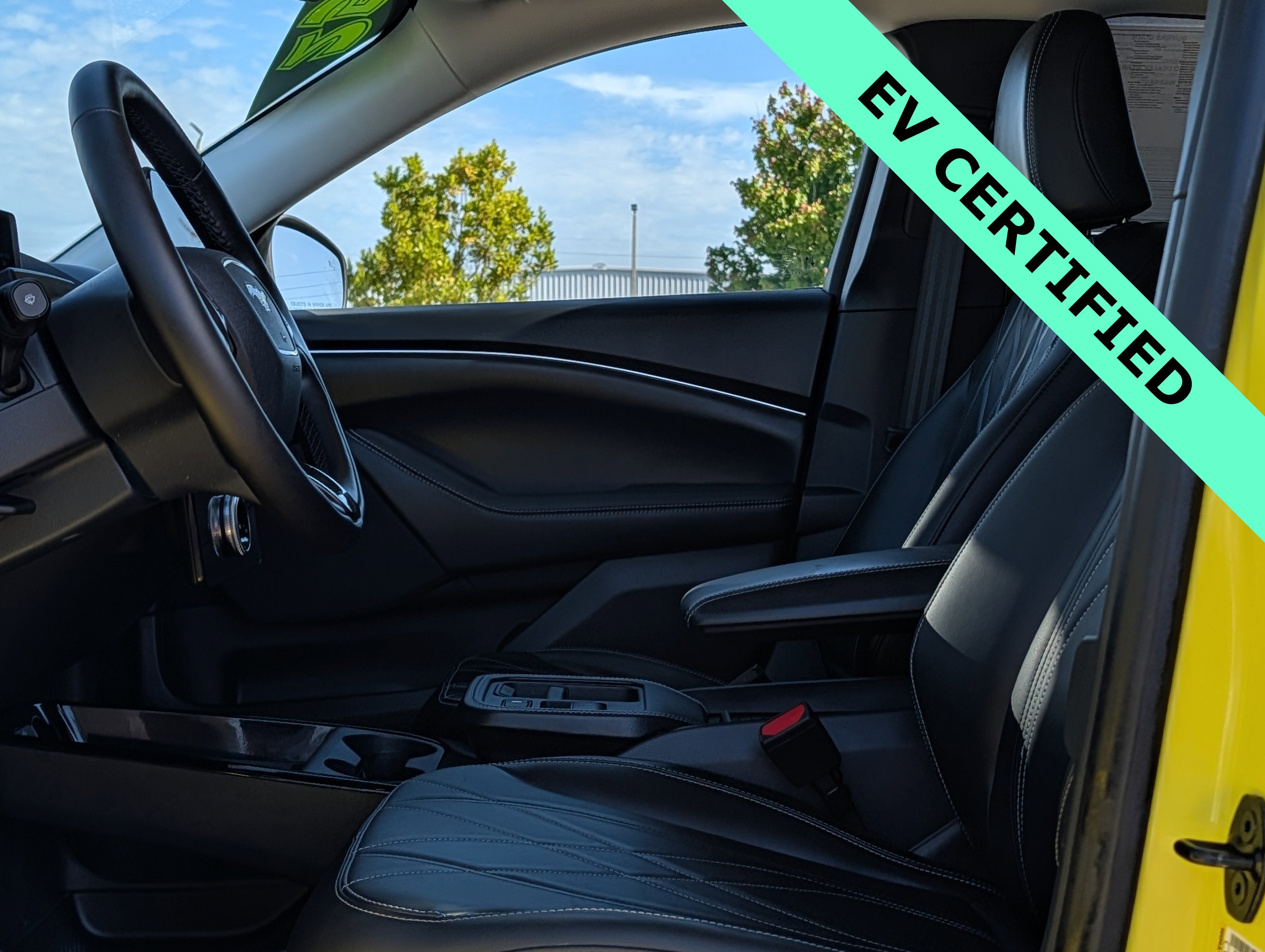 Certified 2025 Ford Mustang Mach-E Select w/ Comfort Package Lite AWD/4WD image 19