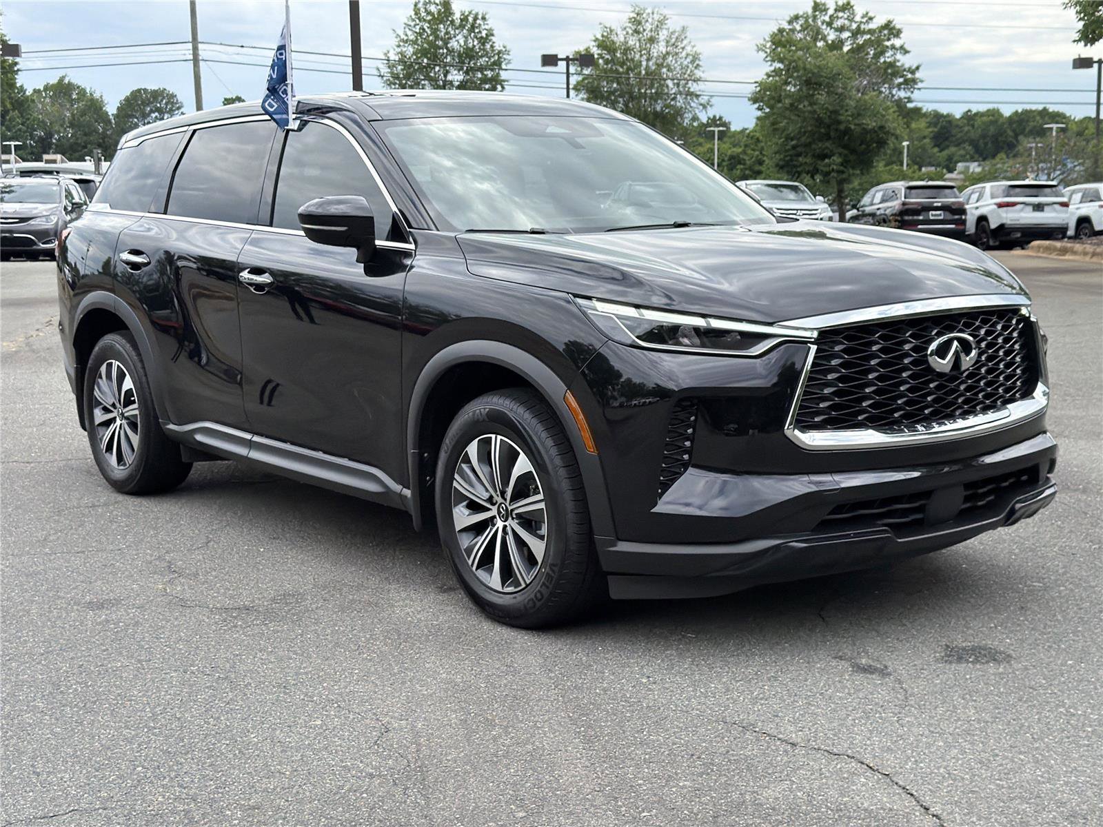 Used 2024 INFINITI QX60 Pure FWD image 32