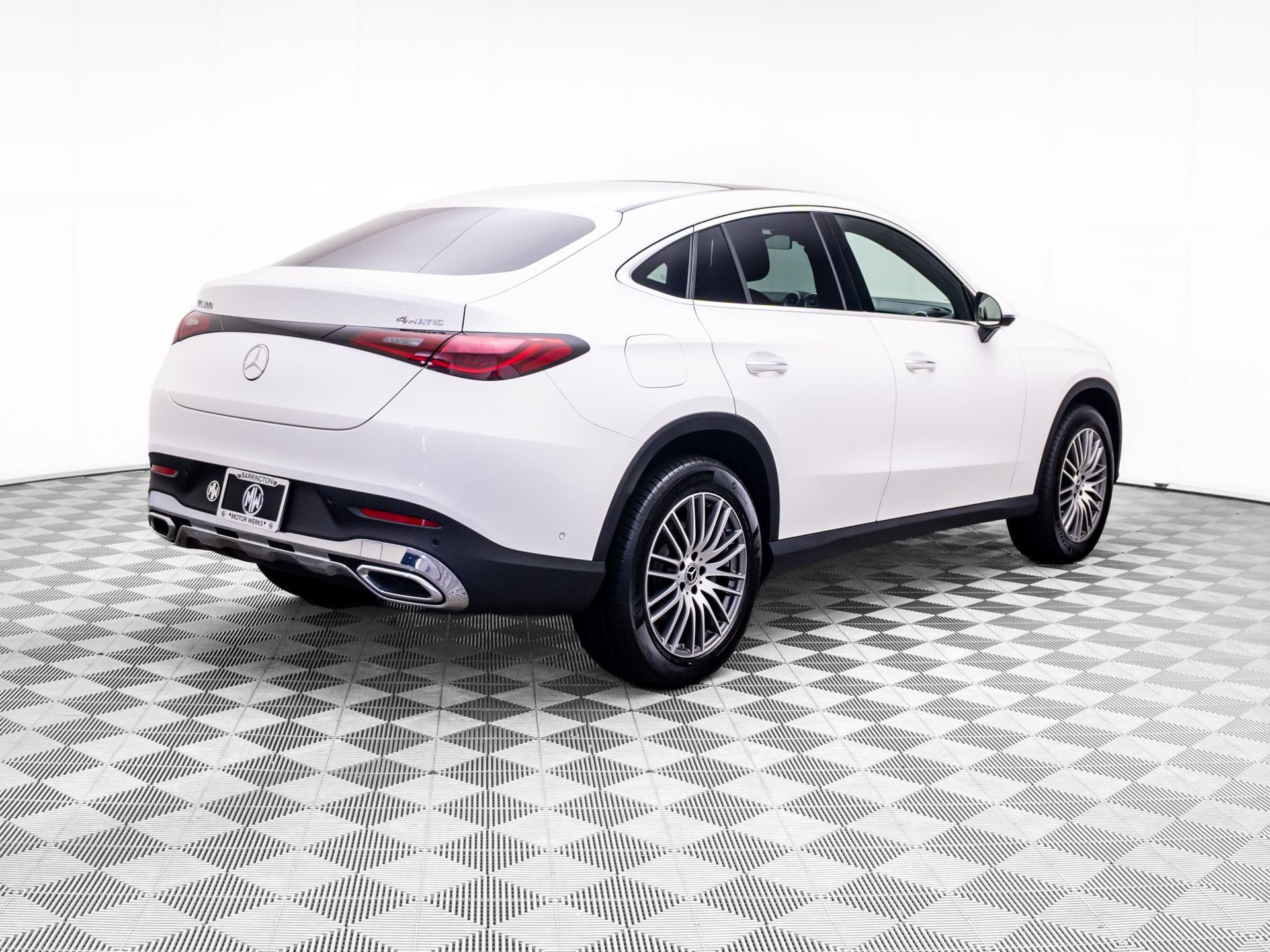 Certified 2025 Mercedes-Benz GLC 300 4MATIC image 5