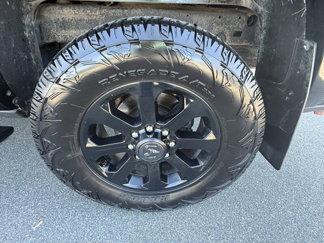 Used 2020 RAM 2500 Laramie w/ Night Edition AWD/4WD image 12