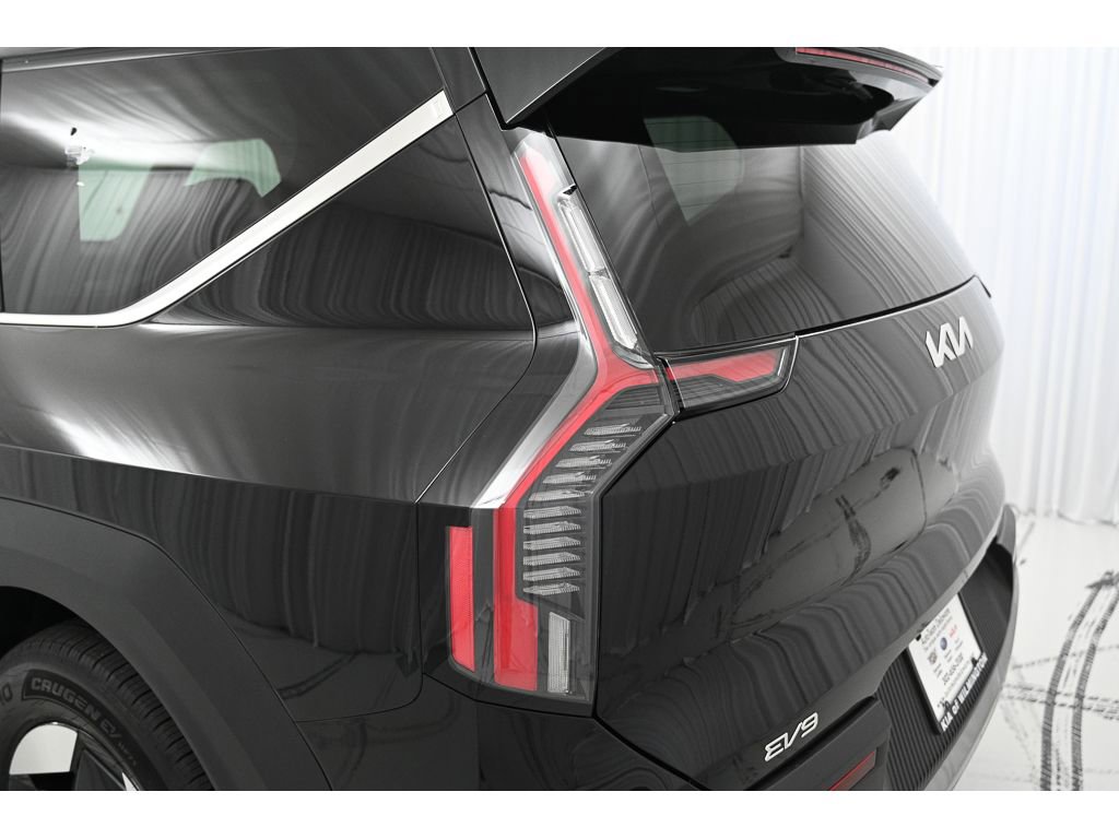 New 2026 Kia EV9 Wind image 10