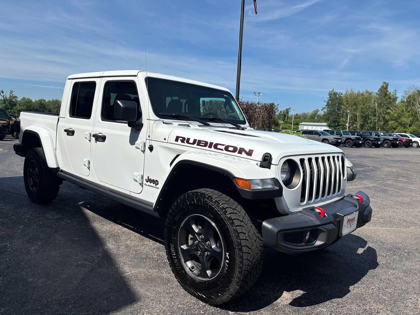 Used 2022 Jeep Gladiator Rubicon w/ Cold Weather Group AWD/4WD image 9